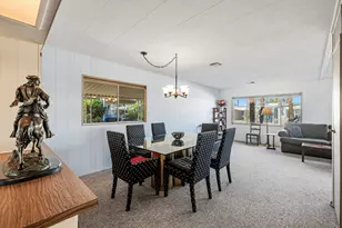 110 Aliso Dr, Palm Springs, CA 92264 - Photo 13