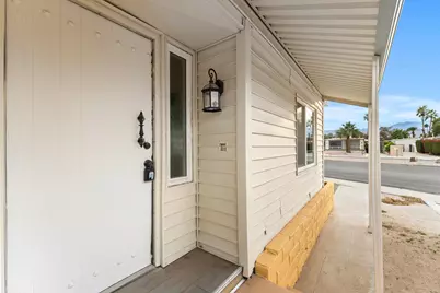 32480 San Miguelito Drive, Thousand Palms, CA 92276 - Photo 9
