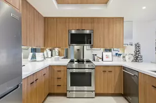 910 Island Dr, Rancho Mirage, CA 92270 - Photo 17