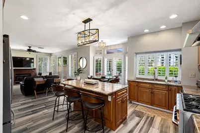 230 Augusta, Palm Desert, CA 92211 - Photo 7