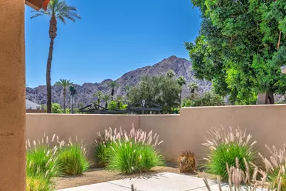 51885 Avenida Bermudas, La Quinta, CA 92253 - Photo 9