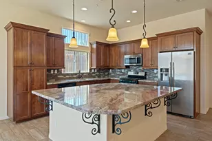 51885 Avenida Bermudas, La Quinta, CA 92253 - Photo 11