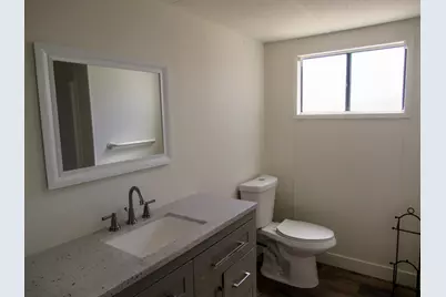 38520 Commons Valley Drive, Palm Desert, CA 92260 - Photo 11