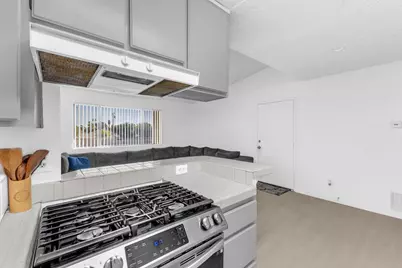 31200 Landau Boulevard #408, Cathedral City, CA 92234 - Photo 9