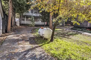 55305 S Circle Dr, Idyllwild, CA 92549 - Photo 9