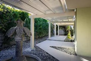 298 N Farrell Dr, Palm Springs, CA 92262 - Photo 11