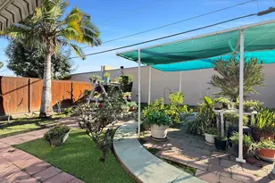 1782 W Sallie Ln, Anaheim, CA 92804 - Photo 27