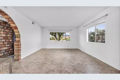 9980 Hoylake Road, Desert Hot Springs, CA 92240 - Photo 3