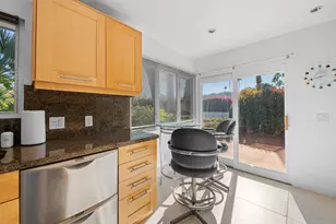 1381 S Calle Marcus, Palm Springs, CA 92264 - Photo 15