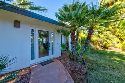 1381 S Calle Marcus, Palm Springs, CA 92264 - Photo 39