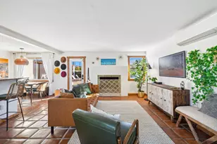 745 E Sunny Dunes Rd, Palm Springs, CA 92264 - Photo 3