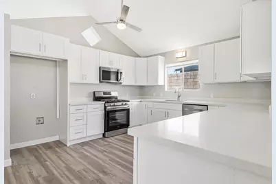 11845 Ambrosio Drive, Desert Hot Springs, CA 92240 - Photo 7