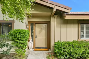 39 Blue River Dr, Palm Desert, CA 92211 - Photo 7