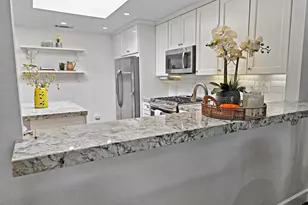 38858 Lobelia Cir, Palm Desert, CA 92211 - Photo 9