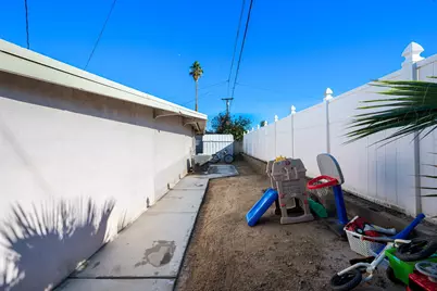 73333 Santa Rosa Way, Palm Desert, CA 92260 - Photo 9