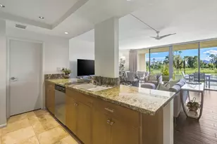910 Island Dr, Rancho Mirage, CA 92270 - Photo 13