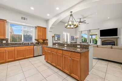 39559 Olite Court, Indio, CA 92203 - Photo 9