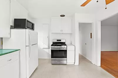 128 Rosslynn Avenue, Fullerton, CA 92832 - Photo 13