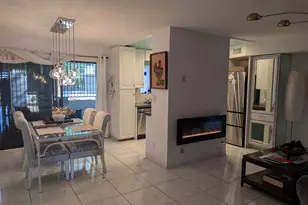 5301 E Waverly Dr, Palm Springs, CA 92264 - Photo 1