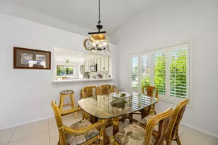 320 Vista Royale Dr, Palm Desert, CA 92211 - Photo 7