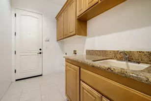 13 Hillcrest Dr, Palm Desert, CA 92260 - Photo 33