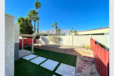 3067 Sunflower Circle E, Palm Springs, CA 92262 - Photo 11
