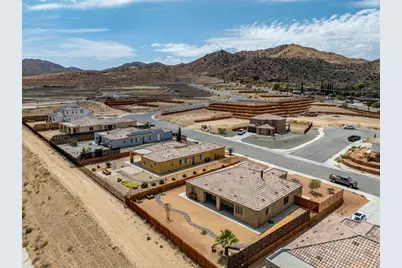8680 Monument View Drive, Yucca Valley, CA 92284 - Photo 41