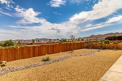 8680 Monument View Drive, Yucca Valley, CA 92284 - Photo 31