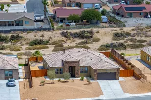 8680 Monument Vw Dr, Yucca Valley, CA 92284 - Photo 37