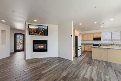 8680 Monument View Drive, Yucca Valley, CA 92284 - Photo 3