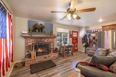 696 Highland Lane, Sugarloaf, CA 92386 - Photo 11