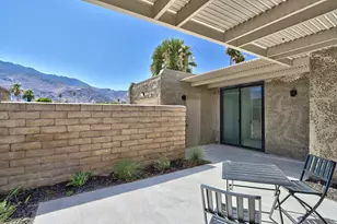842 N Calle De Pinos, Palm Springs, CA 92262 - Photo 33