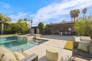 1056 E Vista Chino, Palm Springs, CA 92262 - Photo 27