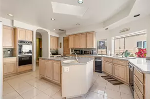 346 Crest Lake Dr, Palm Desert, CA 92211 - Photo 27