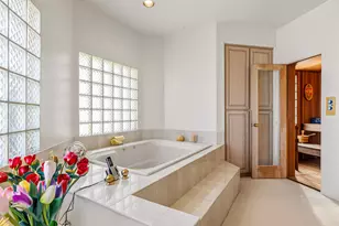 346 Crest Lake Dr, Palm Desert, CA 92211 - Photo 35