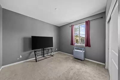 11548 Sky Pointe Drive, Desert Hot Springs, CA 92240 - Photo 13