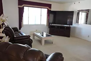 33520 Laura Dr, Thousand Palms, CA 92276 - Photo 3