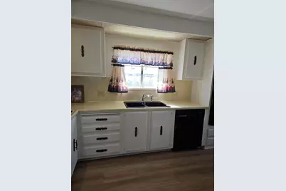 33520 Laura Drive, Thousand Palms, CA 92276 - Photo 15