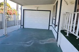 33520 Laura Dr, Thousand Palms, CA 92276 - Photo 21