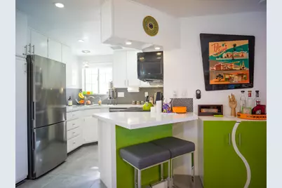 2700 Lawrence Crossley Road #7, Palm Springs, CA 92264 - Photo 3