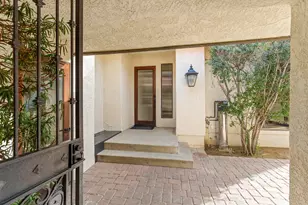 44350 Michigan Ct, Indian Wells, CA 92210 - Photo 9