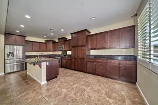 35863 Matisse Dr, Palm Desert, CA 92211 - Photo 13