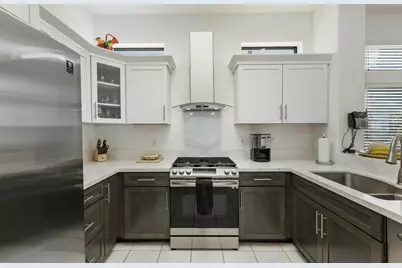 38129 Grand Oaks Avenue, Palm Desert, CA 92211 - Photo 9