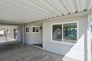 32585 St Andrews Dr, Thousand Palms, CA 92276 - Photo 5