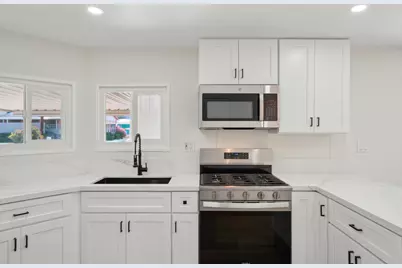 32585 Saint Andrews Drive, Thousand Palms, CA 92276 - Photo 11