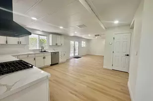 33423 Barcelona Dr, Thousand Palms, CA 92276 - Photo 17