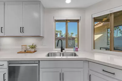 42014 Sand Dune Drive, Palm Desert, CA 92211 - Photo 21