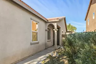 62826 N Crescent St, Desert Hot Springs, CA 92240 - Photo 9