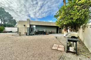 1679 Sunflower Ct N, Palm Springs, CA 92262 - Photo 41