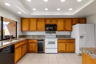 35801 Paseo Circulo W, Cathedral City, CA 92234 - Photo 15